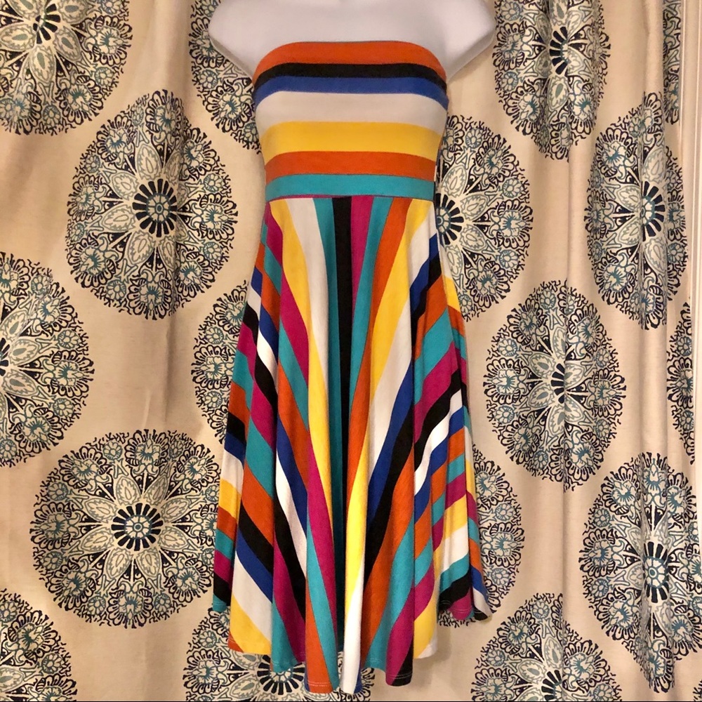 Cute strapless dress